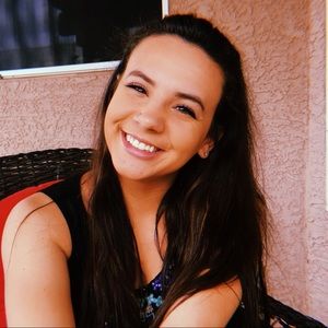 Meet your Posher, Alli